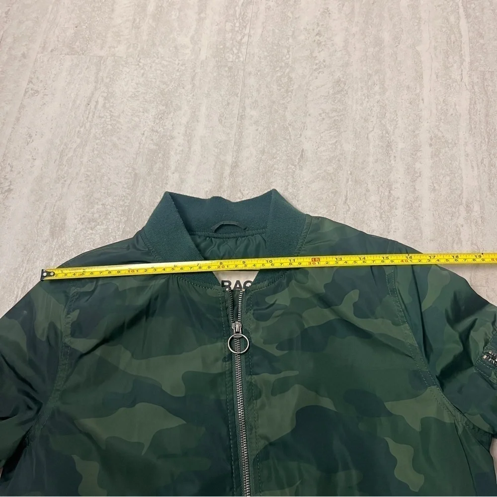 Garage women's camo bomber jacket small